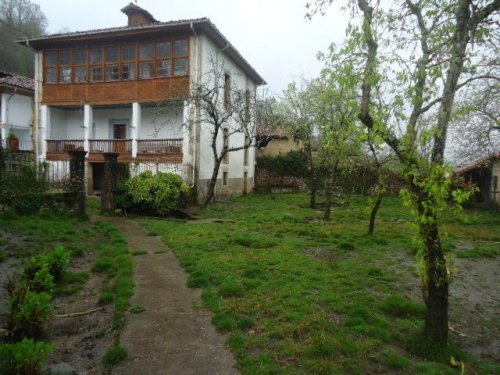 property-image