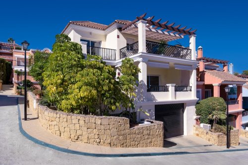 property-image