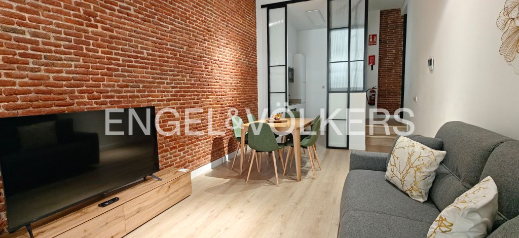 Featured Photo