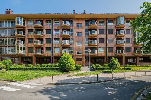 property-image