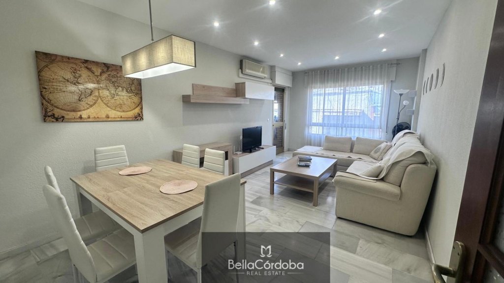 Featured Photo