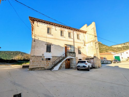 property-image