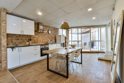 property-image
