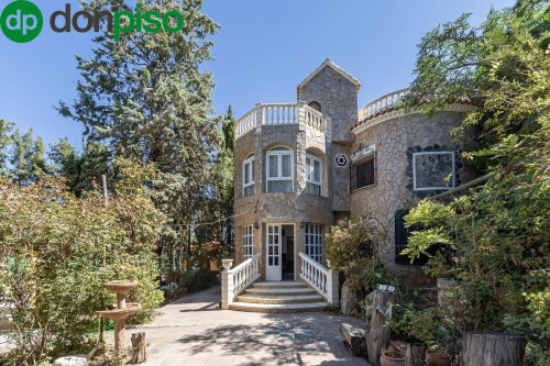 property-image