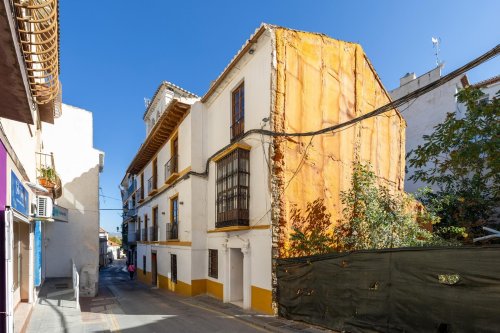 property-image