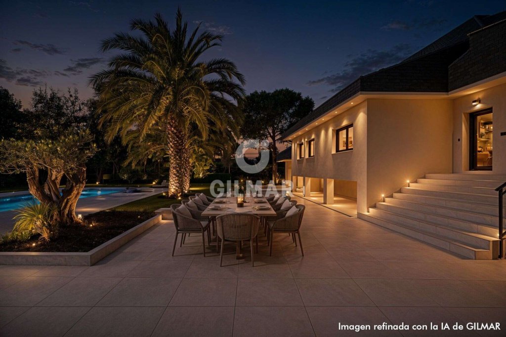 Featured Photo