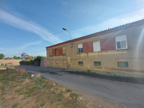 property-image