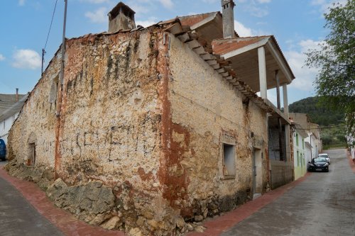 property-image