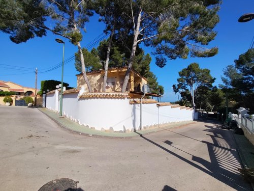 property-image