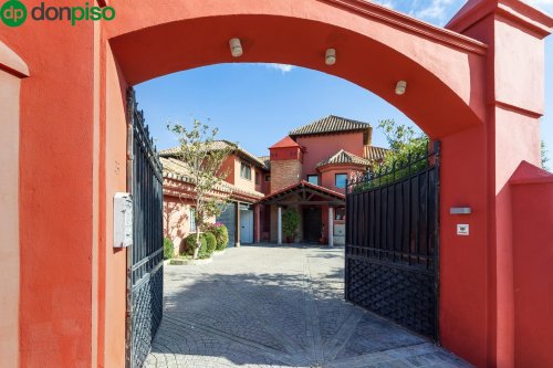 property-image