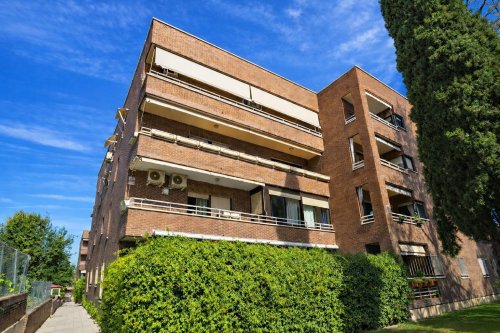 property-image
