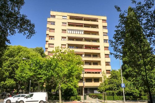 property-image
