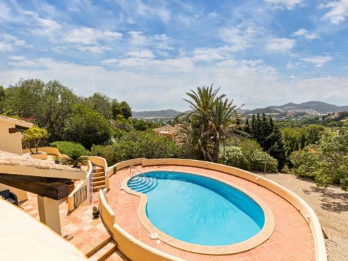 property-image