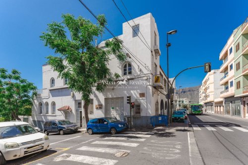property-image