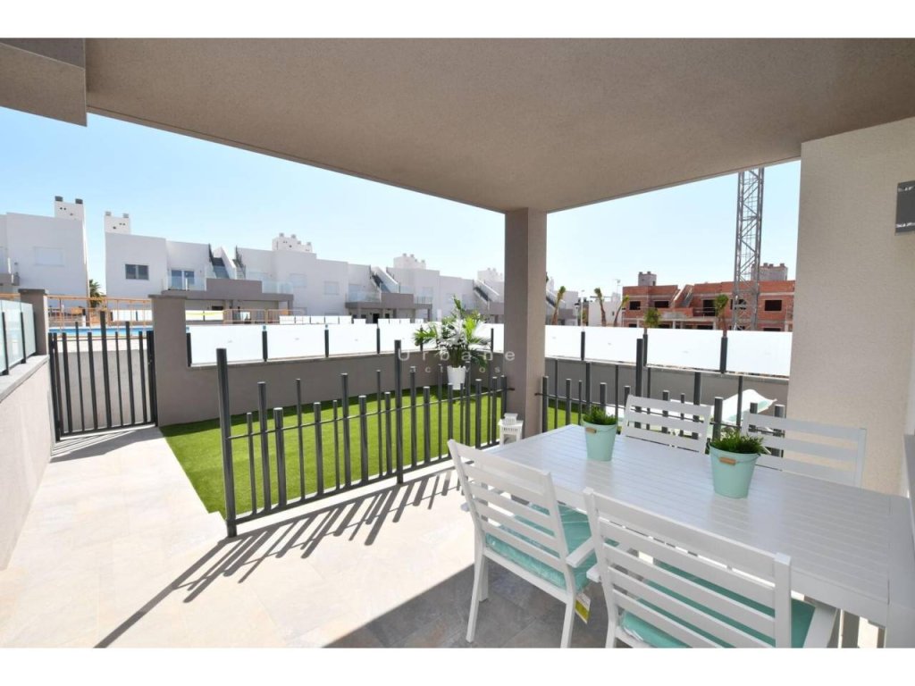 Featured Photo